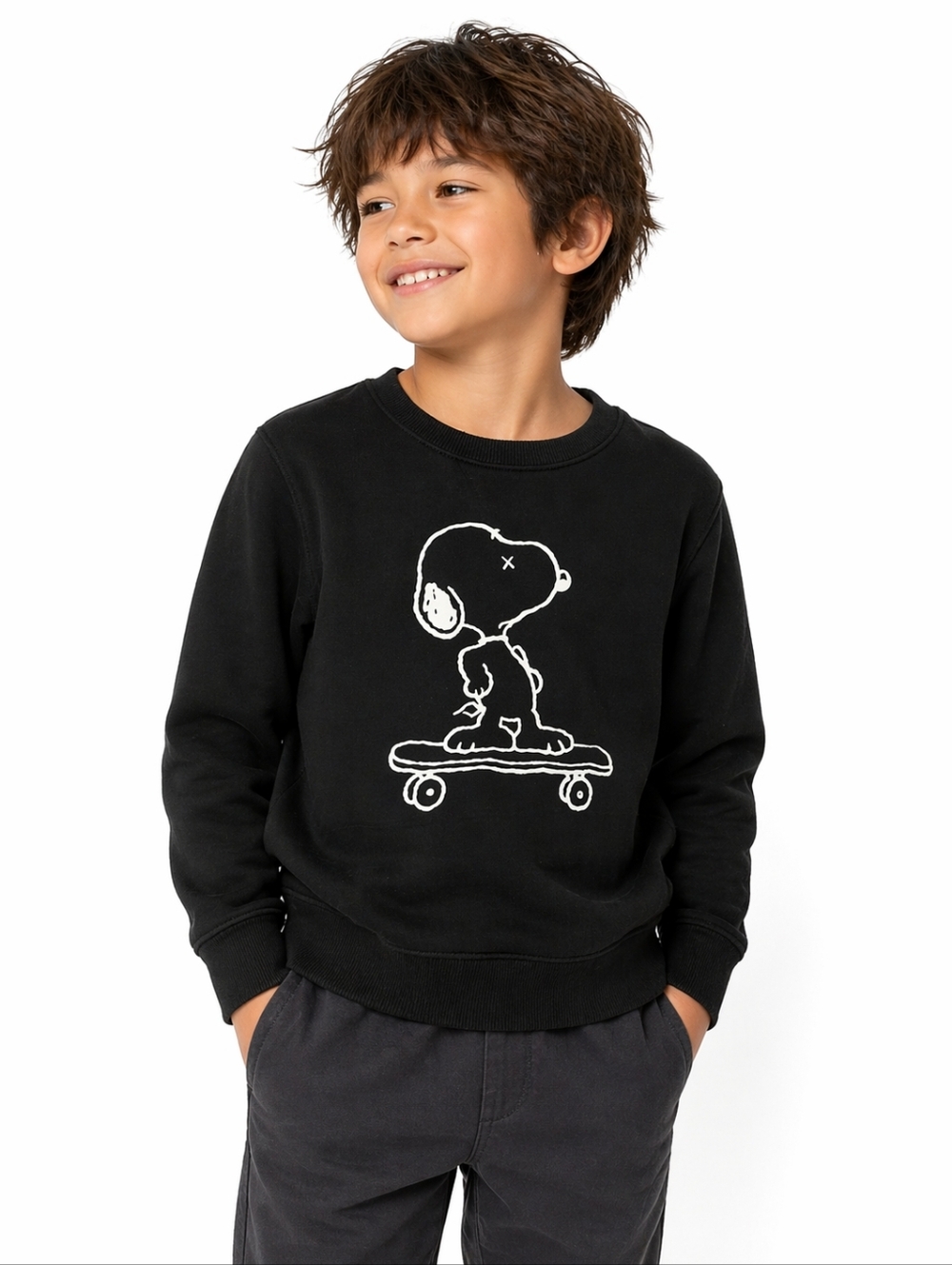 UNIQLO UT KAWS x Peanuts Snoopy Sweatshirt Kids 7–8 Black Graphic Unisex